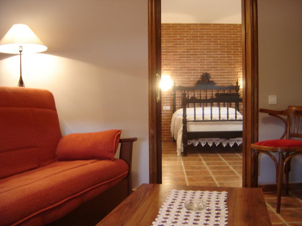 Hostal Casa Laure Y Mª Jose Arens de Lledo Ngoại thất bức ảnh