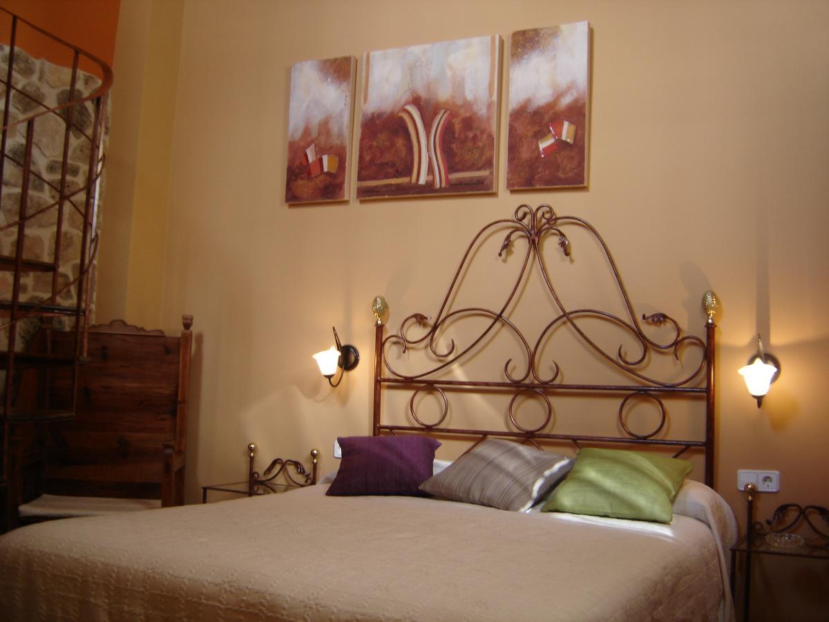 Hostal Casa Laure Y Mª Jose Arens de Lledo Ngoại thất bức ảnh