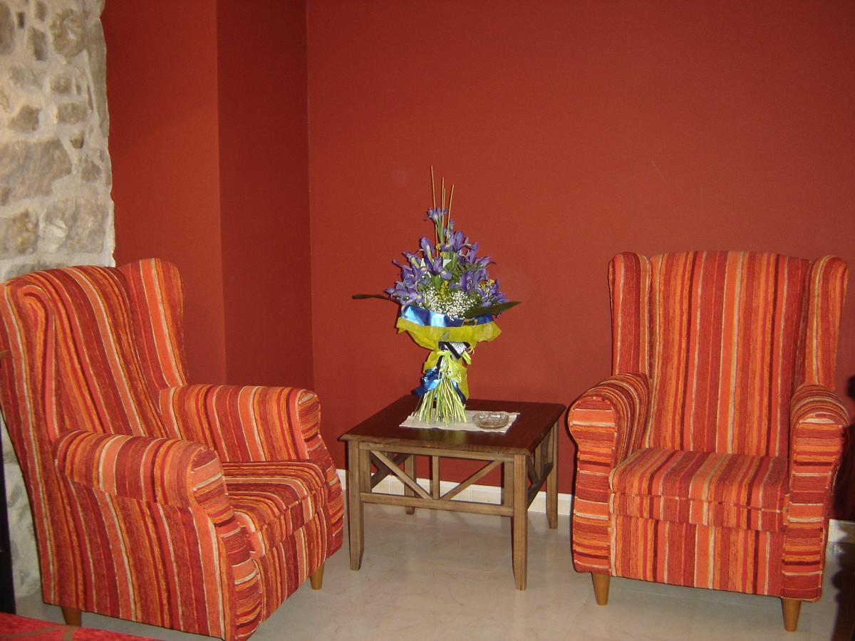 Hostal Casa Laure Y Mª Jose Arens de Lledo Ngoại thất bức ảnh