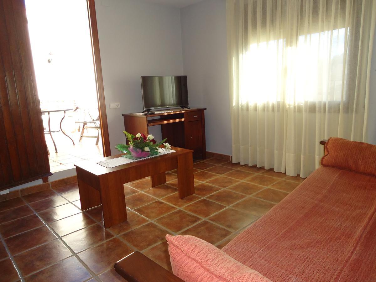 Hostal Casa Laure Y Mª Jose Arens de Lledo Ngoại thất bức ảnh