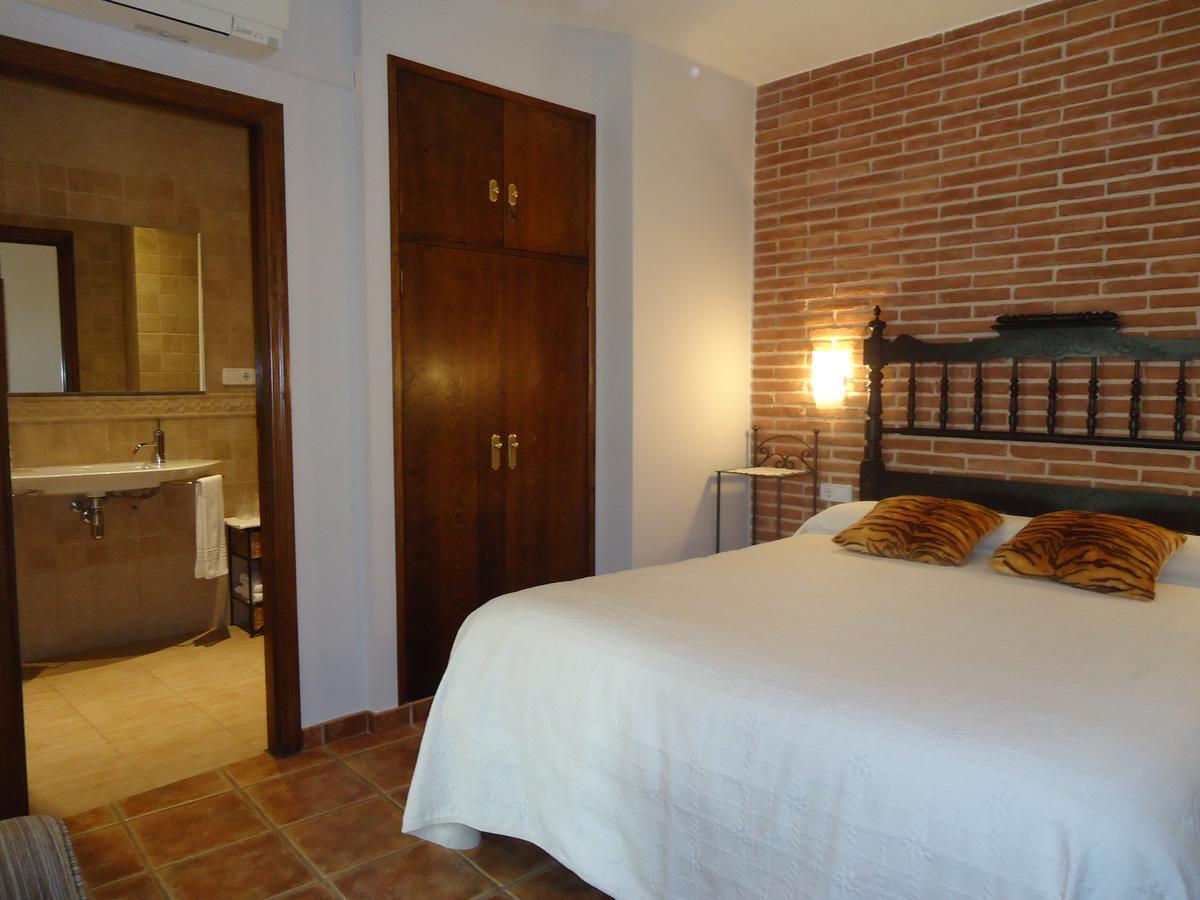 Hostal Casa Laure Y Mª Jose Arens de Lledo Ngoại thất bức ảnh