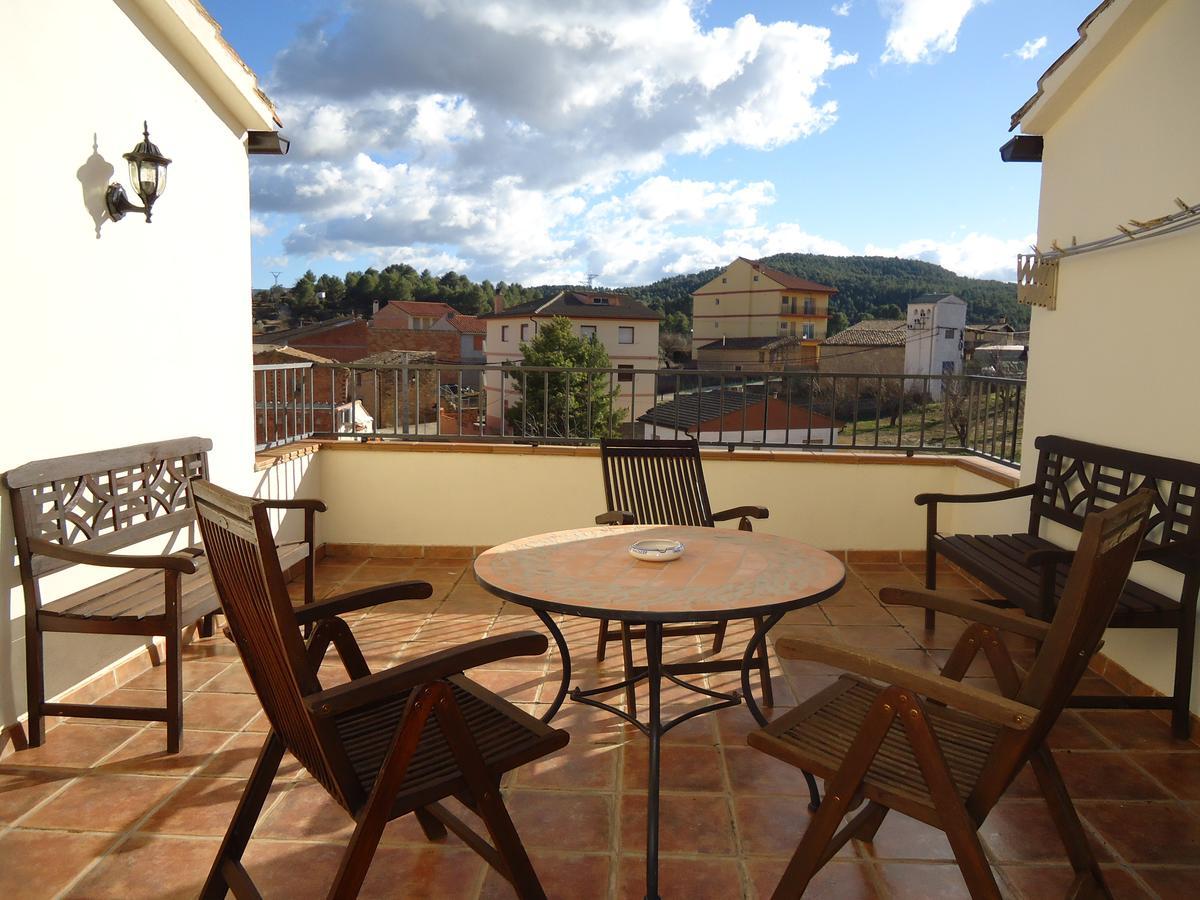 Hostal Casa Laure Y Mª Jose Arens de Lledo Ngoại thất bức ảnh
