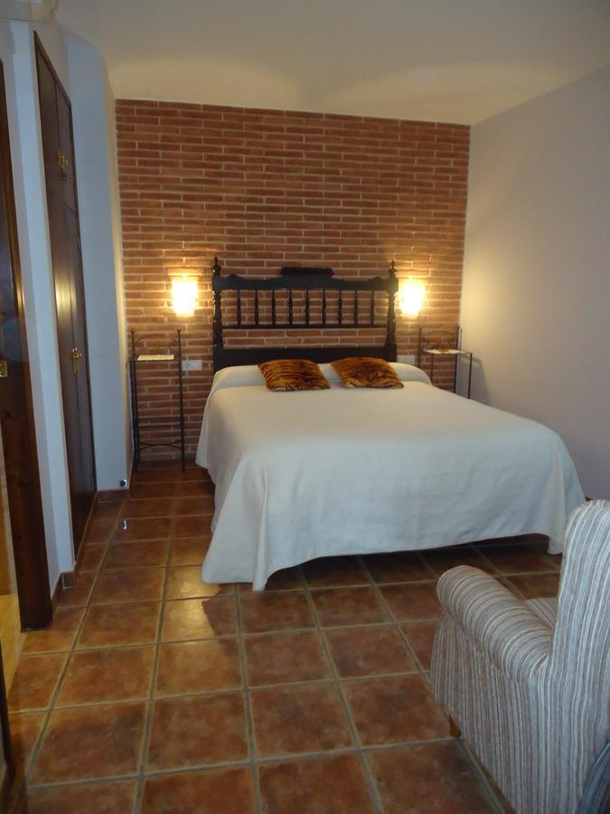 Hostal Casa Laure Y Mª Jose Arens de Lledo Ngoại thất bức ảnh